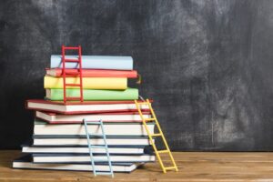 ده کتابی که هر رهبر استارت آپ برای موفقیت باید بخواند